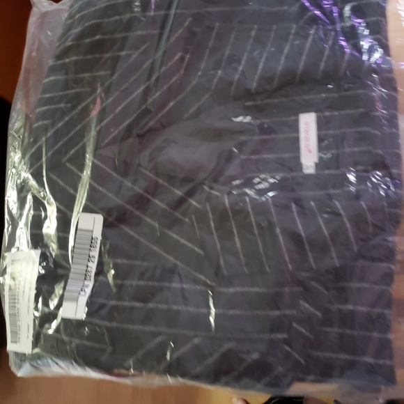 🧥 Pinstripe Wool Tie Belted Coat 🧥 - Picture 4 of 4